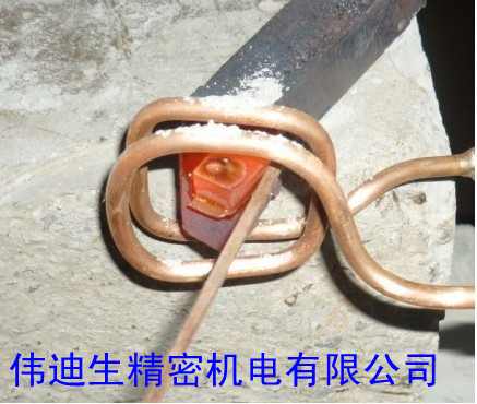 車(chē)刀焊接機(jī),，車(chē)刀焊接設(shè)備，焊車(chē)刀，焊鋸片，焊合金刀頭，高頻焊機(jī)