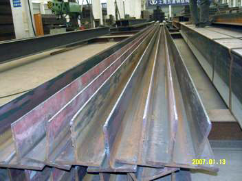 大量供應(yīng)山東冠洲彩涂板/彩鋼瓦/０.１-１.５ｍｍ/規(guī)格齊全