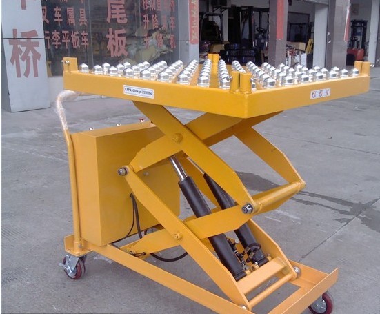 江西半電動(dòng)模具運(yùn)輸平臺(tái)車 九江液壓升降平臺(tái) 福州升降機(jī) 泉州小平臺(tái)