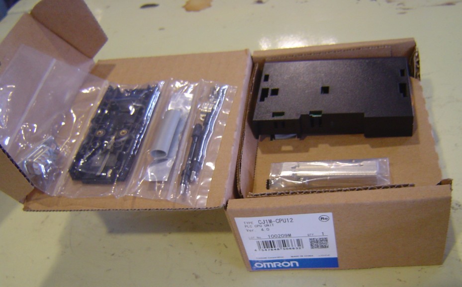 OMRON E3Z-T61 2M ؃r(ji)u