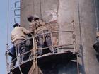 45米煙囪外壁粉刷、刷色環(huán)、寫字