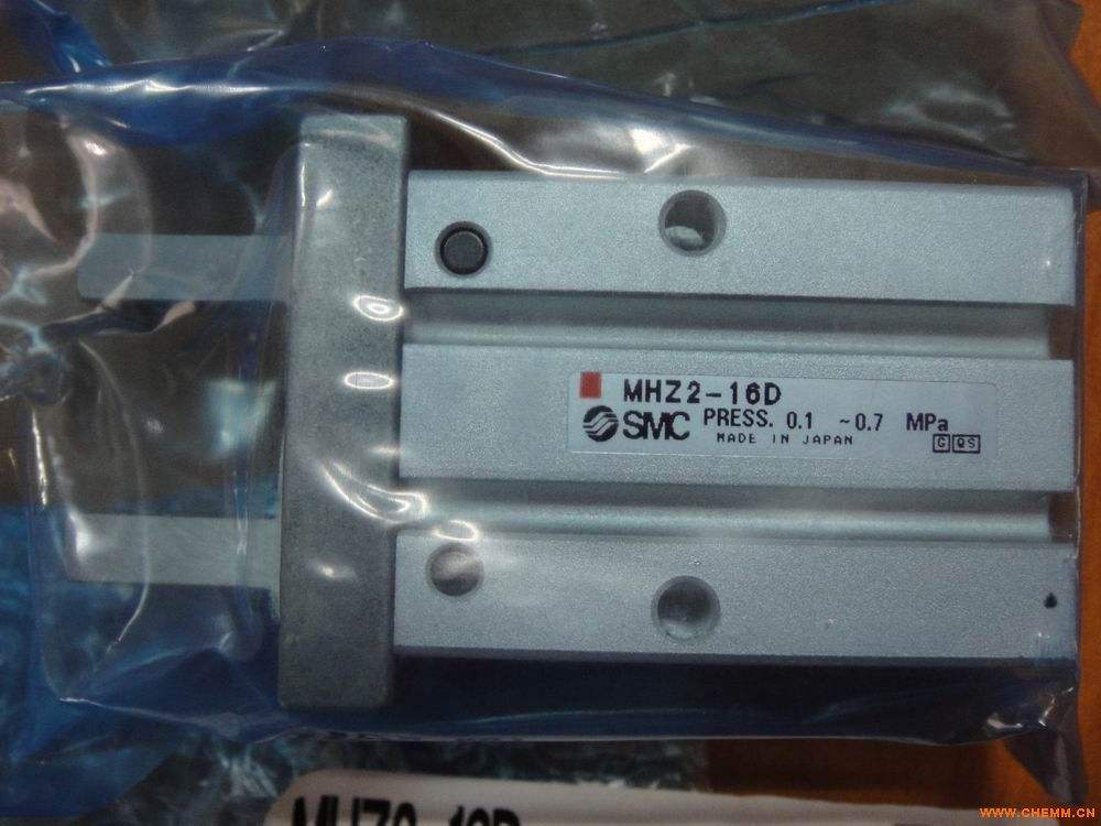 日本SMC  旋轉(zhuǎn)氣缸MHZ2-25D 現(xiàn)貨特價、限時出售