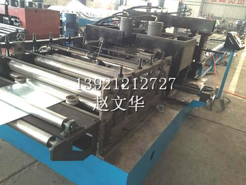 全自動(dòng)電纜橋架成型設(shè)備