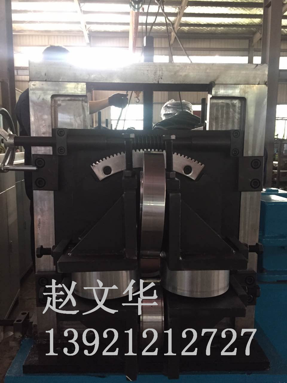 腳踏板成型機