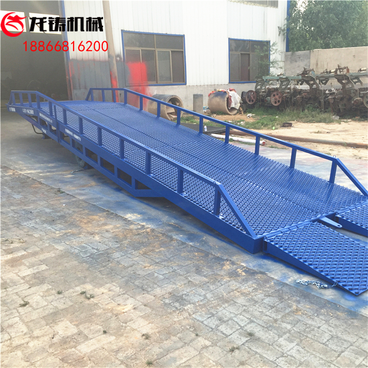 溫州載重6噸移動(dòng)登車橋移動(dòng)裝車平臺(tái)液壓坡道過橋液壓卸貨平臺(tái)價(jià)格報(bào)價(jià)