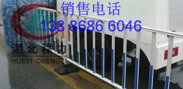 護(hù)欄清洗維護(hù)車(chē)