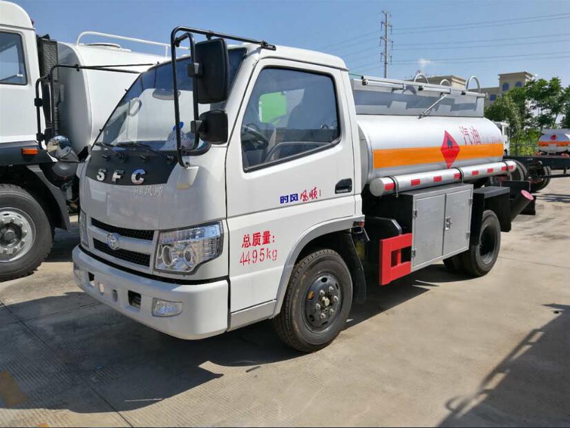 加油油罐車不上戶廠家質量放心