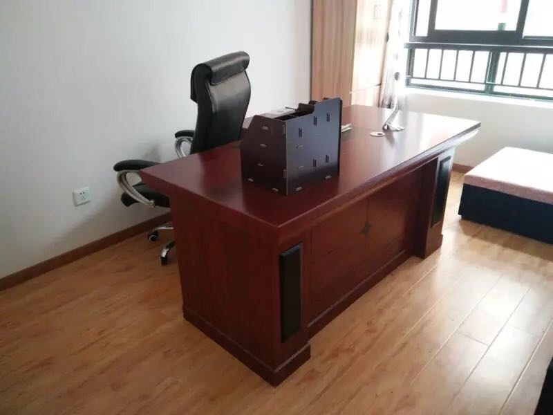 合肥辦公家具廠家有售辦公老板桌員工屏風隔斷桌前臺桌