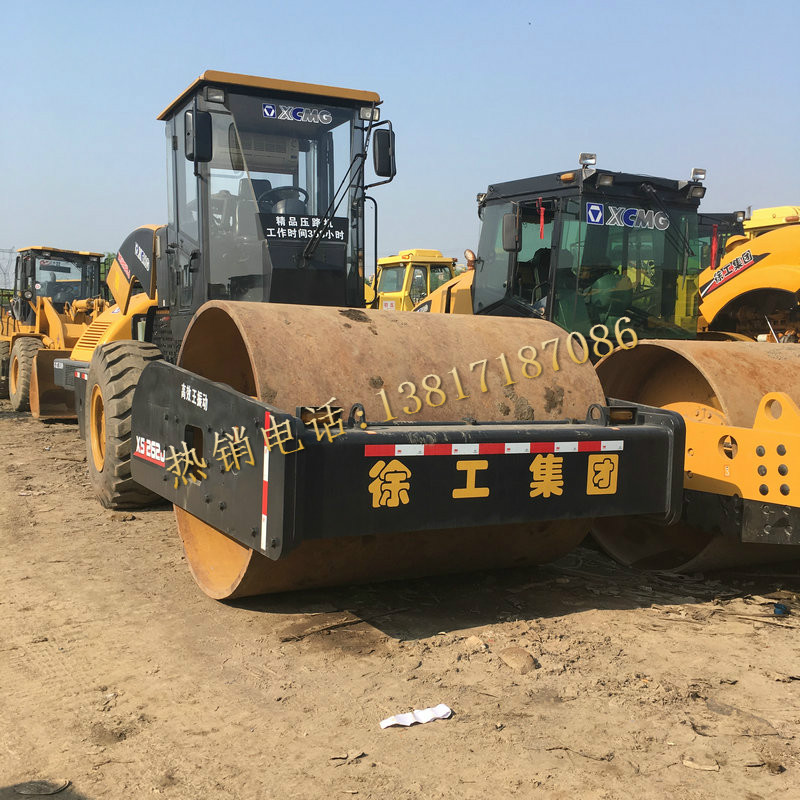貴陽二手壓路機(jī)出售、供應(yīng)二手徐工26噸輪胎壓路機(jī)