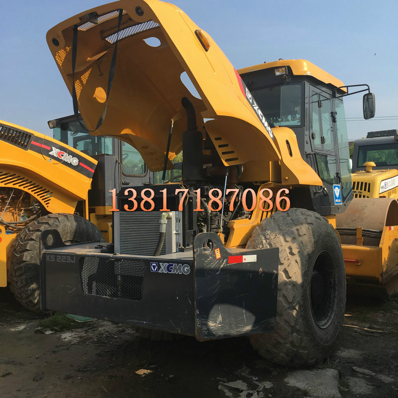 貴州二手壓路機(jī)出售、供應(yīng)二手徐工26噸輪胎壓路機(jī)