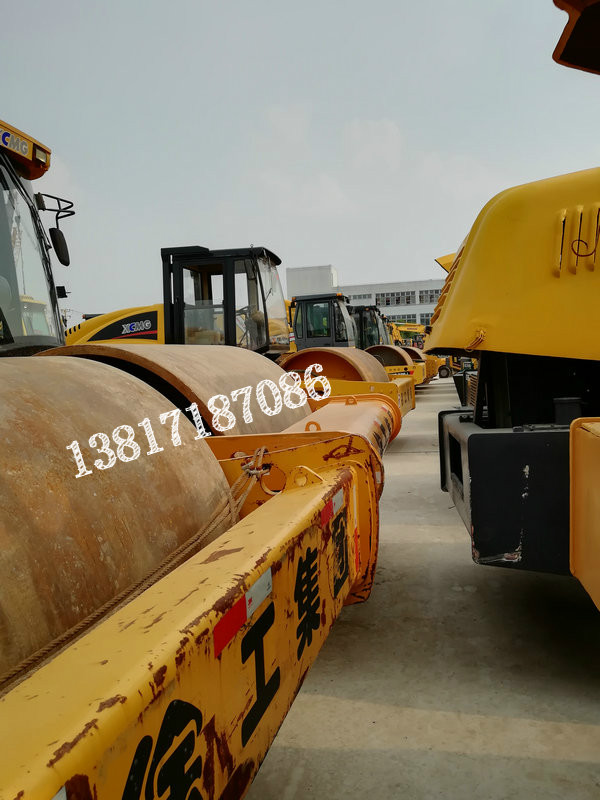 滁州二手壓路機(jī)出售、出售二手徐工20噸輪胎壓路機(jī)