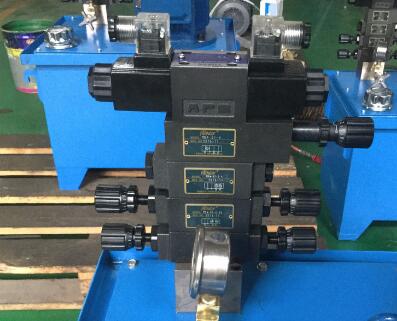 SSB-02-2B2B-A220臺灣SSAN上研電磁閥，蓄能器3充壓上壓速度很慢