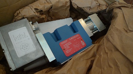 MOOG D631-3605A  ϵ͑ ͨ_(d) Aُ(gu)