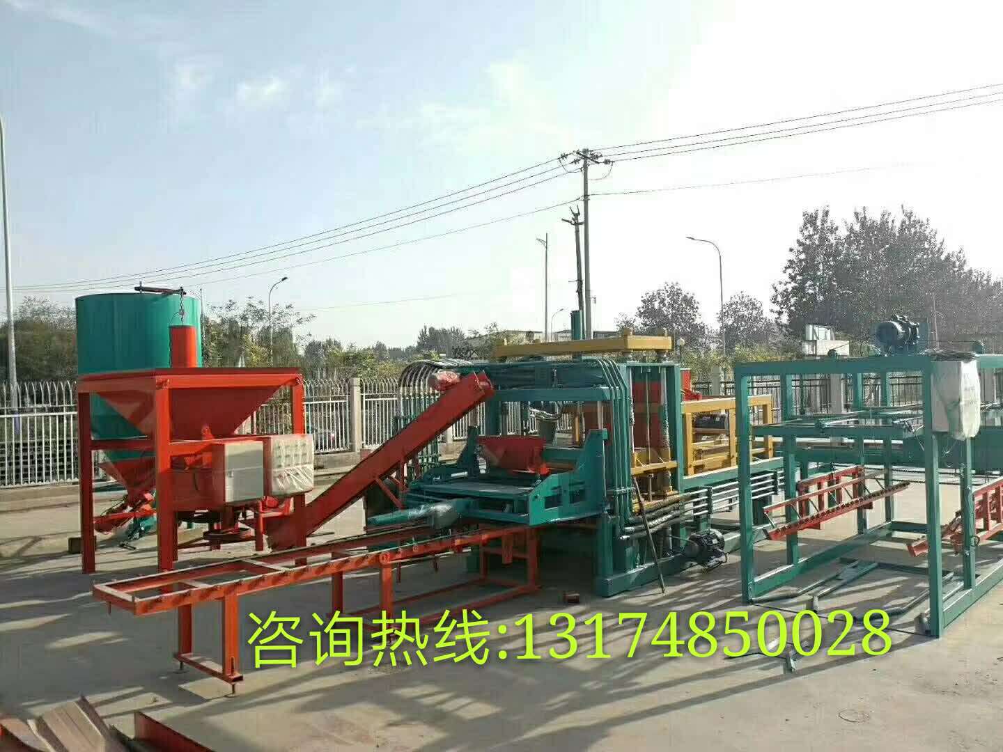 山東彩色路面磚機(jī) 全自動(dòng)花磚機(jī) 透水磚機(jī)設(shè)備設(shè)備