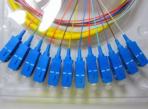 批發(fā)!UPC/SC束狀尾纖/SC束狀尾纖/12芯SC束狀尾纖、