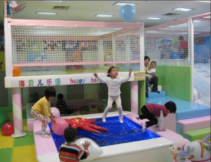 最新室內游樂設備，海貝兒樂園，充氣堡