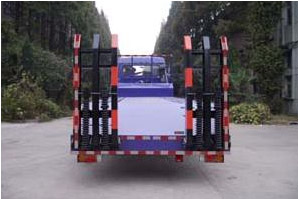 東風(fēng)勁卡平板運(yùn)輸車(chē)價(jià)格、小挖機(jī)平板車(chē)報(bào)價(jià)