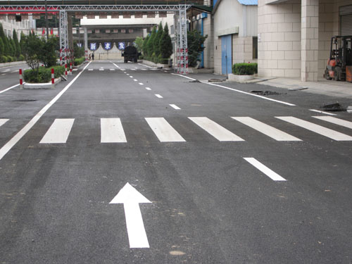 東莞2011酒店劃線，深圳道路劃線，惠州車(chē)位劃線，廣州斑馬線