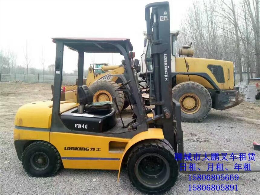 工業(yè)園租賃叉車日租價格