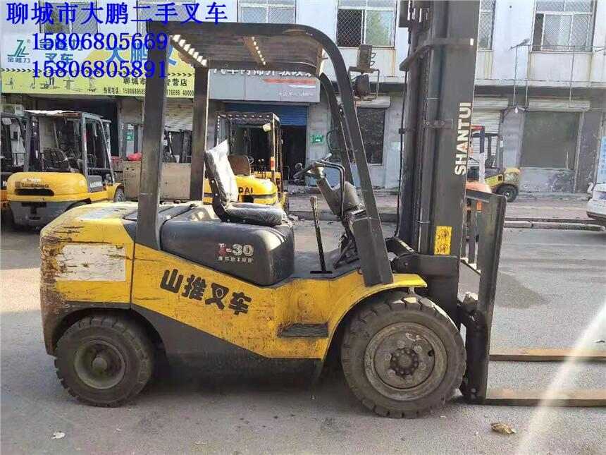 鳳凰工業(yè)園二手叉車價位