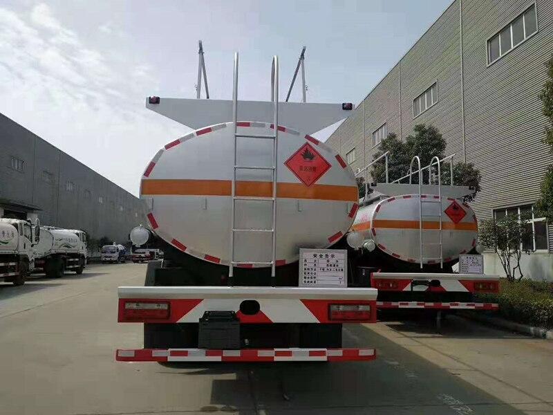 衡水5噸油罐車現(xiàn)車隨提隨走