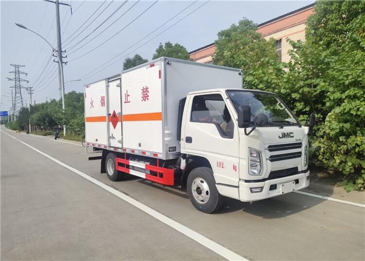 桐柏縣氣瓶運(yùn)輸車廠家