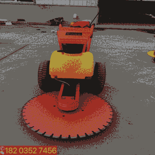 r(ji):½ 䓽䏘C(j)700 濨ʽИ Cƽ?jng)? title=