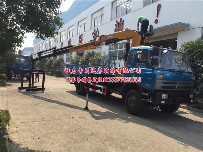 伊金霍洛旗歐曼前四后八夾磚隨車吊乘龍乘汽