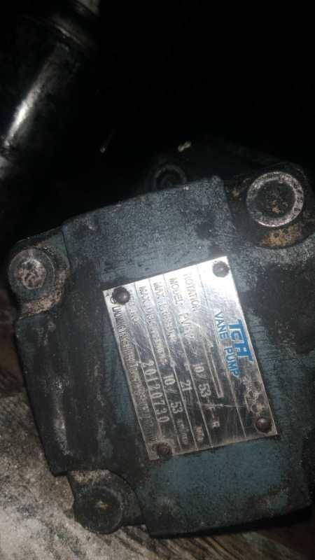 PVF12-L23/33-F-RpͱTCH VANE PUMP