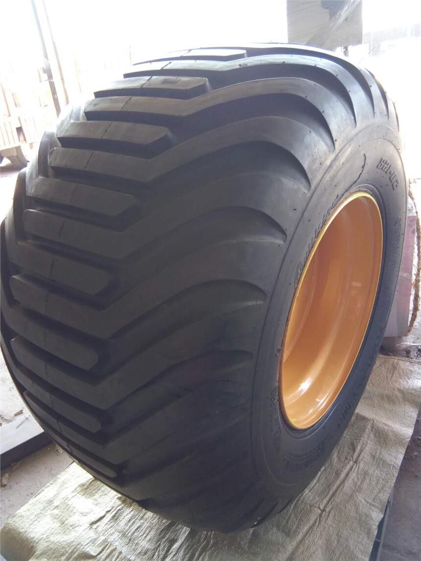 大型人字草地機輪胎鋼絲胎710/45-22.5