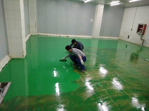 酒仙橋新聞：專業(yè)水泥自流平地面找平！