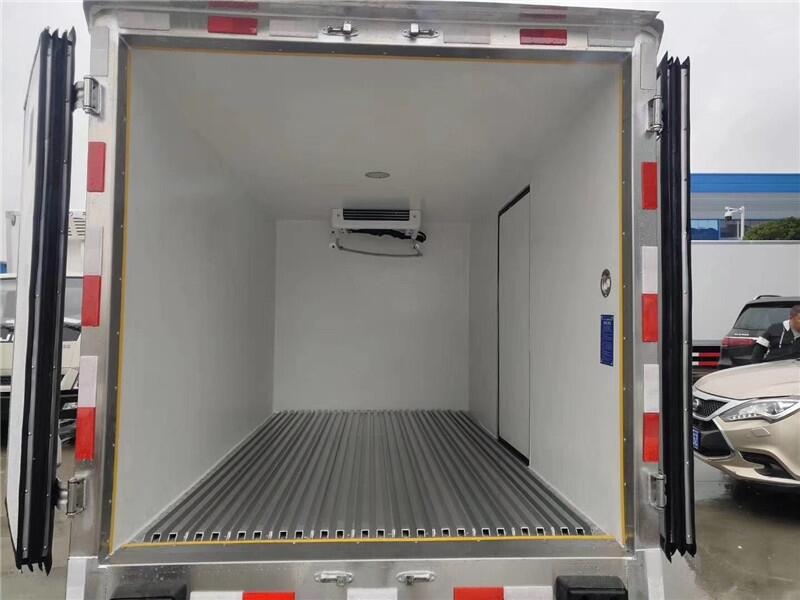 呼倫貝爾4.2米貨箱冷藏車資訊大全