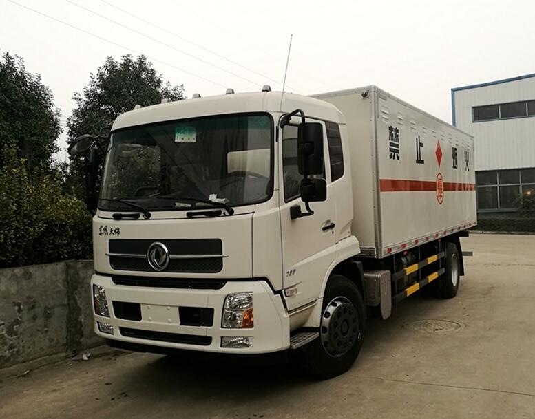東風(fēng)天錦10噸危爆車 爆炸物品運(yùn)輸行業(yè)先鋒車型