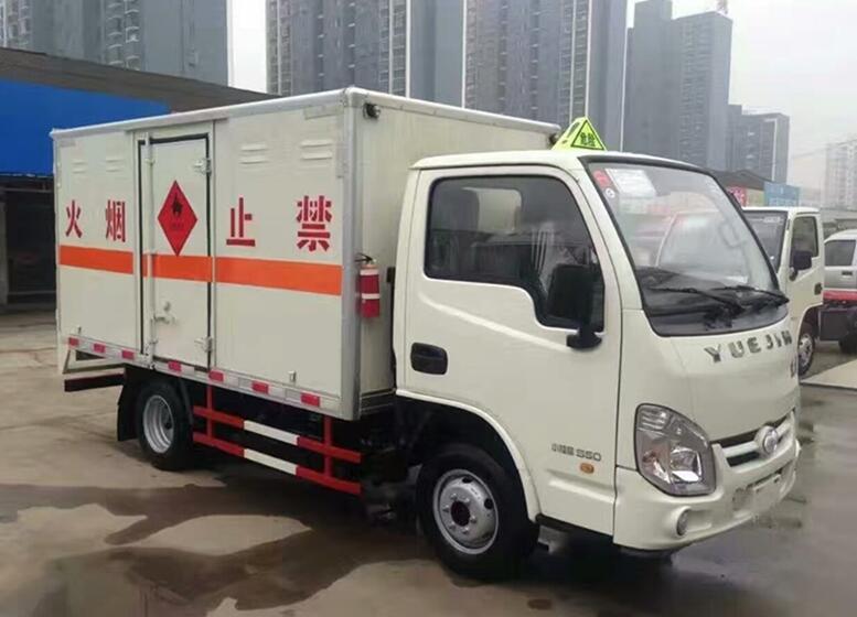 炸藥運(yùn)輸車_火藥運(yùn)輸車報(bào)價(jià)
