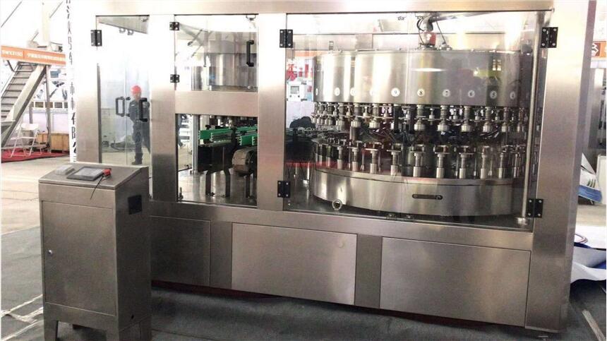 梁山沃德回收果汁飲料灌裝機、山東沃德收購大型乳品飲料設備
