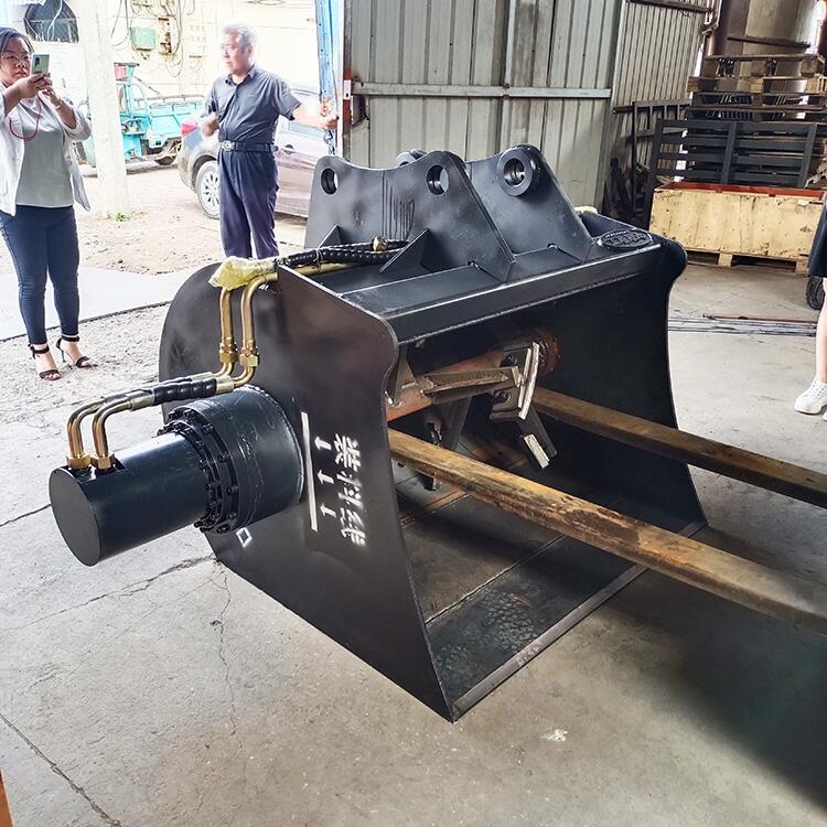 鏟車式移動攪拌機操作視頻 鏟斗攪拌混凝土功能廠家