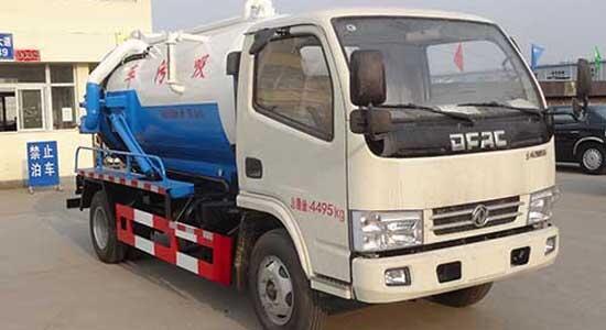東風小型吸污車,有效容積1.96立方米
