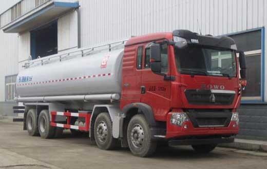 油田專用液罐車,重汽豪沃國六前四后八供液車,非?；愤\(yùn)輸車