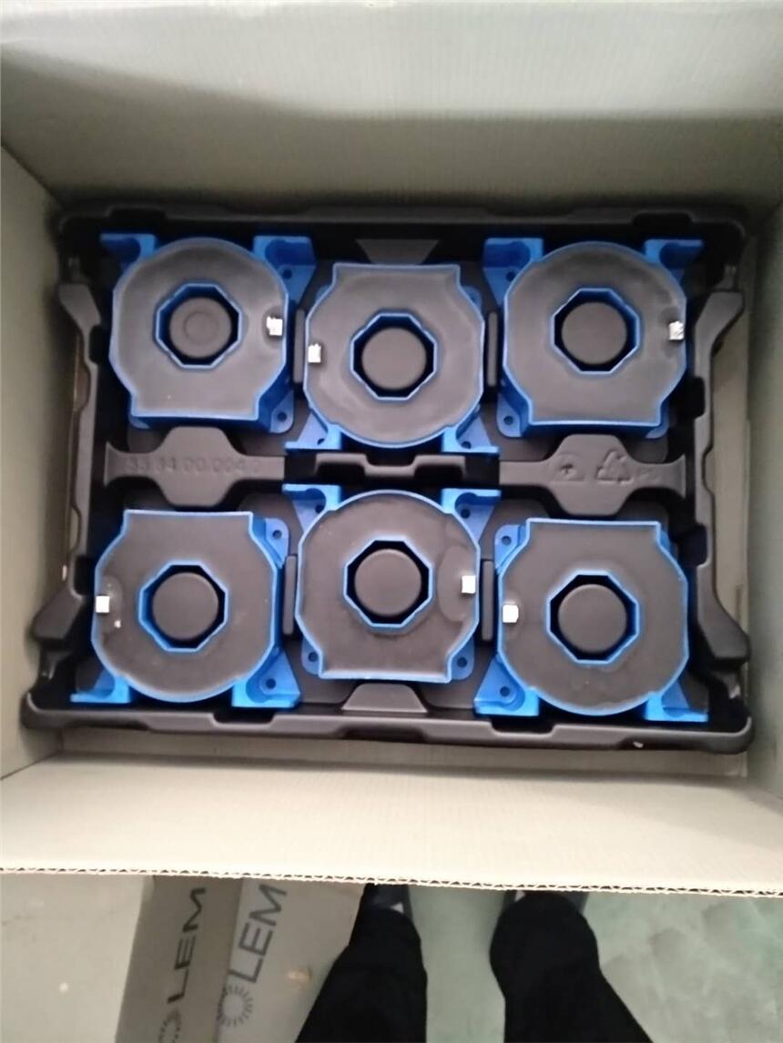 太倉萊姆電壓傳感器AV 100-1000庫存出售