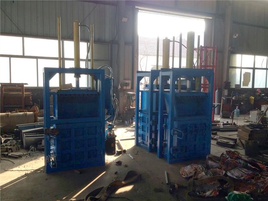 臥式邊角料廢鐵桶液壓打包機(jī) 塑料瓶液壓壓包機(jī)