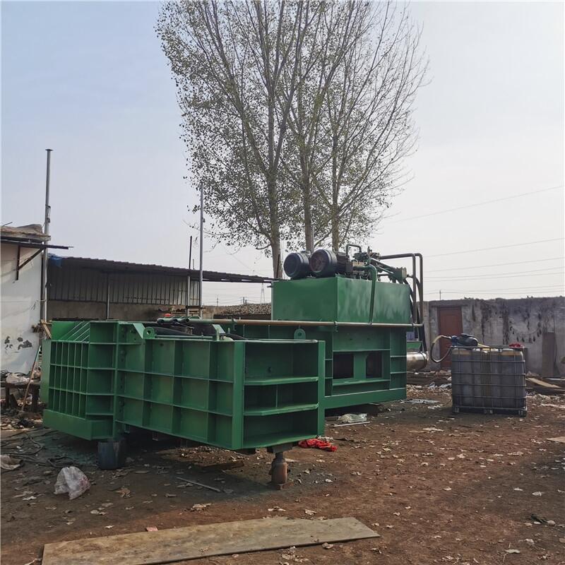 臥式液壓壓縮方捆套袋打包機(jī) 牛羊青貯飼料方捆壓塊機(jī)