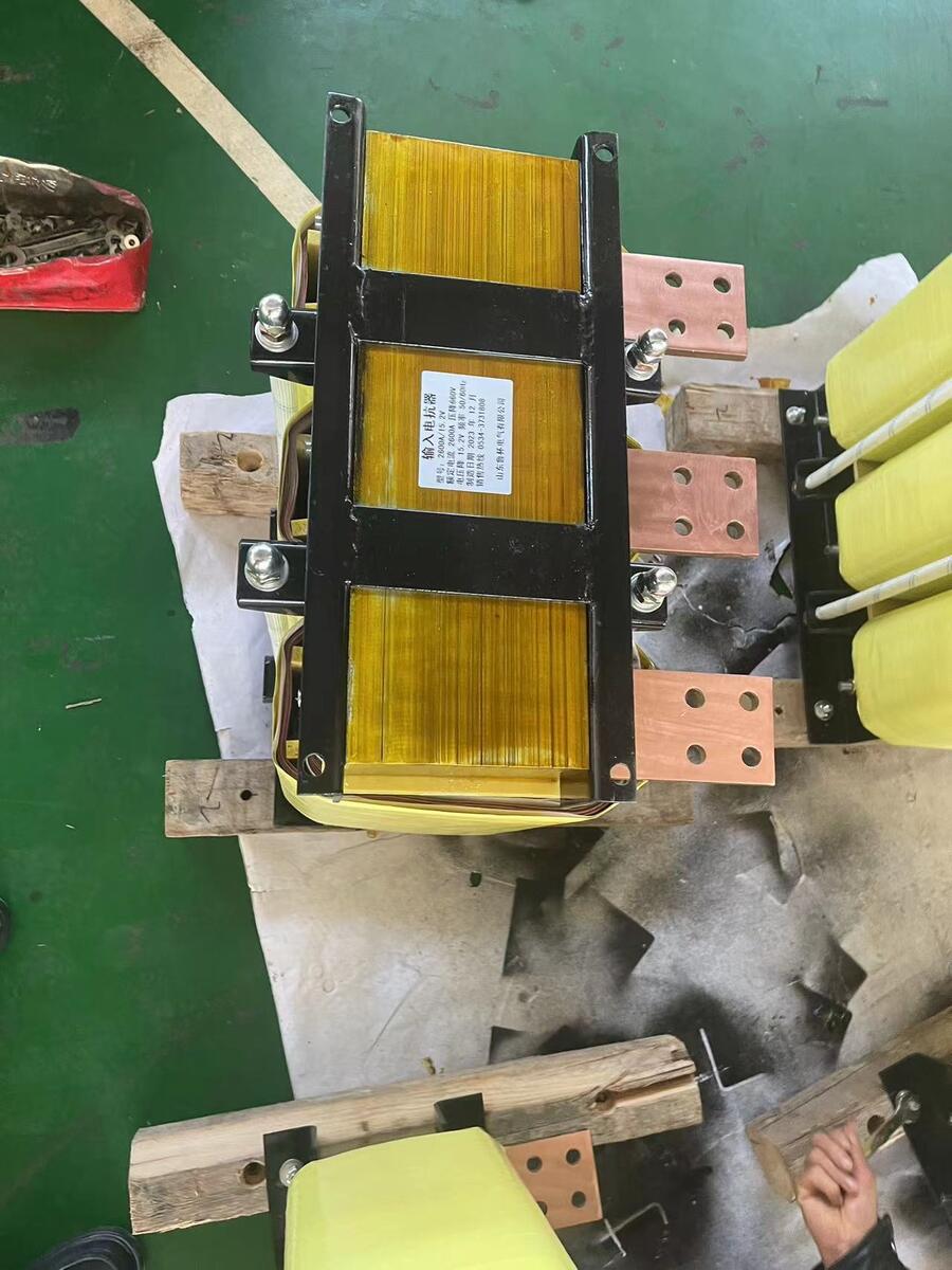 低壓串聯(lián)電抗器山東魯杯CKSG-0.9/0.4-6改善系統(tǒng)的電壓波形