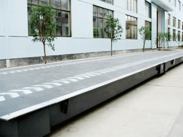 呂梁地磅生產(chǎn)廠家電子汽車(chē)衡電子地磅電子秤批發(fā)零售
