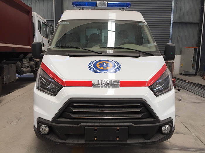 江鈴特順CLW5043XJHJ5急救車護(hù)送車