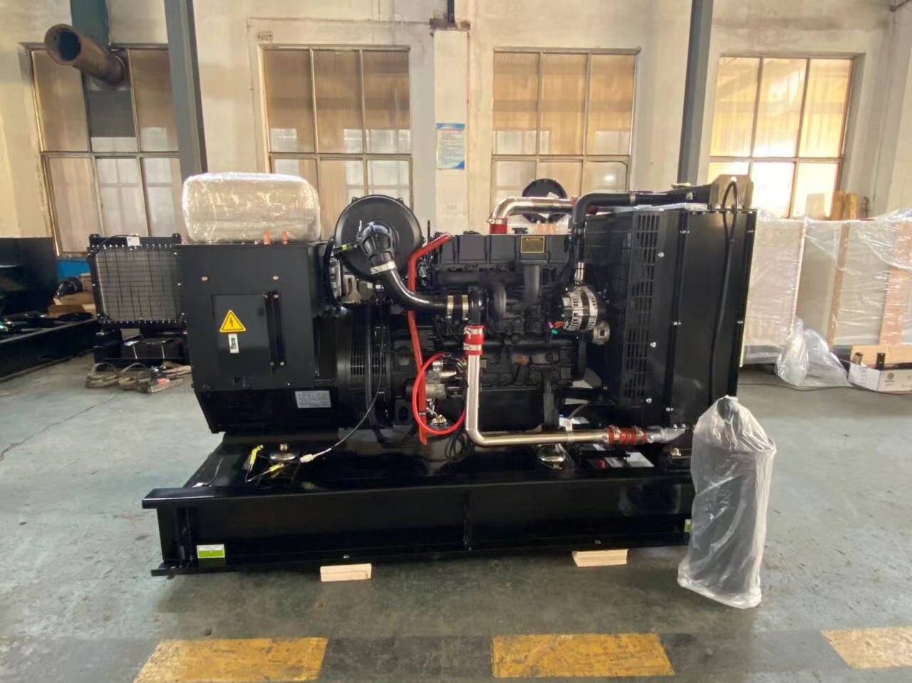 KH－1000GF柴油發(fā)電機(jī)1000KW康明斯發(fā)動(dòng)機(jī)KTA38-G9大型發(fā)電機(jī)組