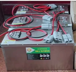 供應(yīng)電動車鋰電池60V120Ah三輪車用大容量電瓶
