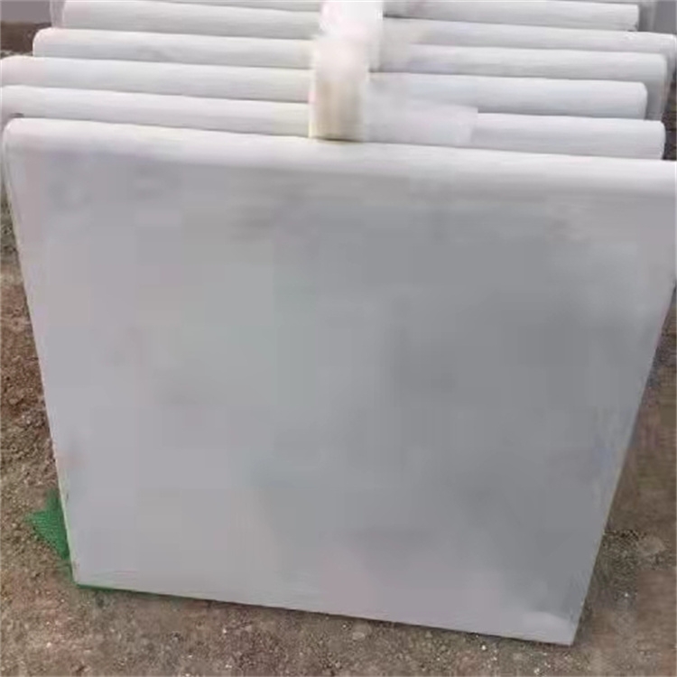 同華建材預制散水板C40強度的配合比表面光潔度高