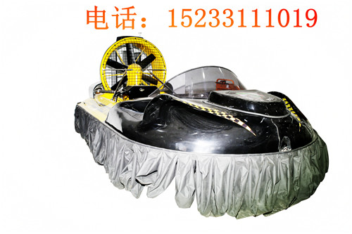 3-4人氣墊船的使用環(huán)境，水上行駛氣墊船，氣墊船圖片
