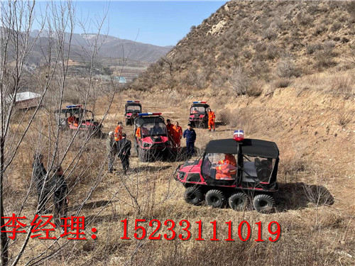 森林消防8*8水陸兩棲車，適用于多種場(chǎng)合的全地形車