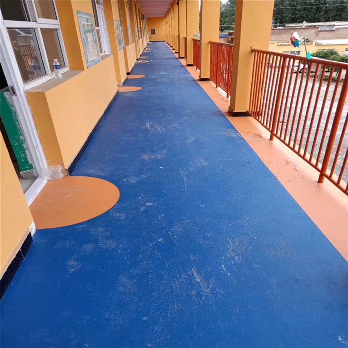 學(xué)校塑膠地板廠家 olychi奧麗奇